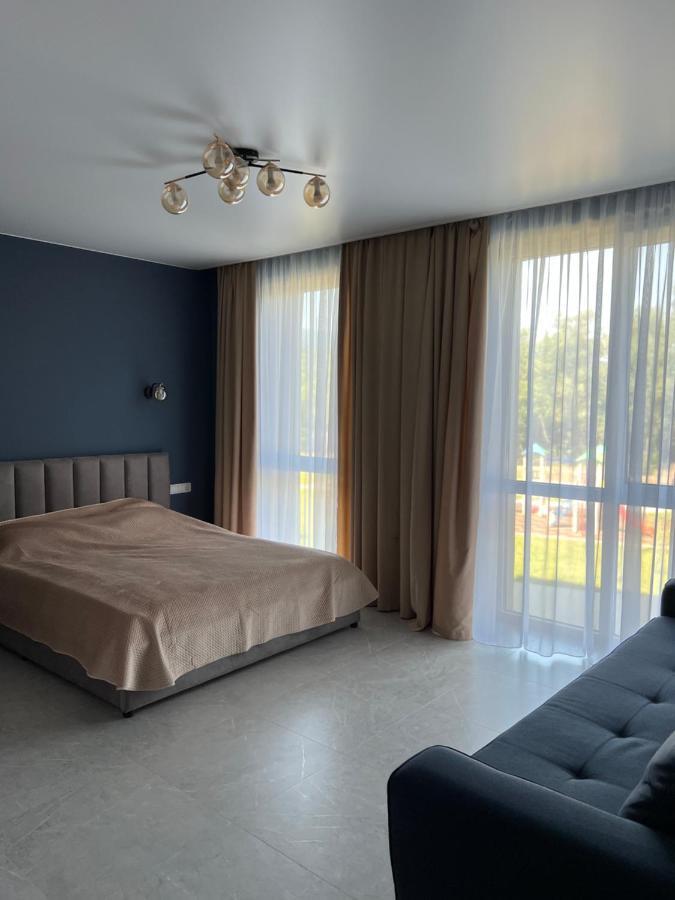 Жк «Сонячний Квартал» Appartement Solochyn Buitenkant foto