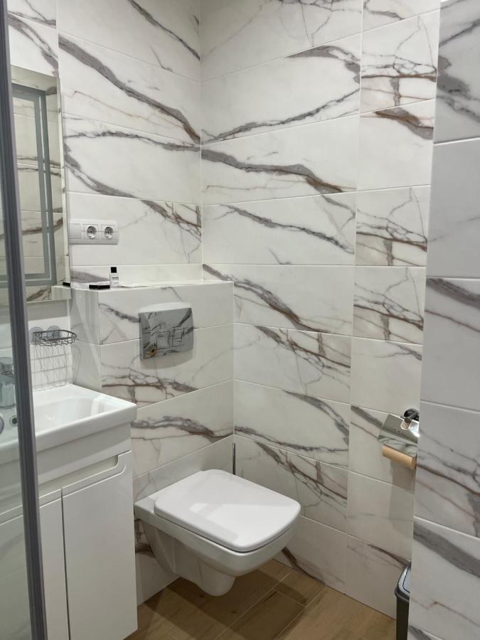 Жк «Сонячний Квартал» Appartement Solochyn Buitenkant foto