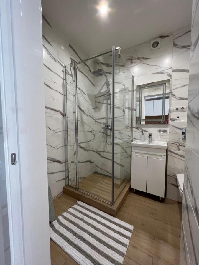 Жк «Сонячний Квартал» Appartement Solochyn Buitenkant foto