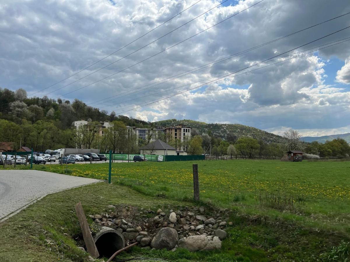 Жк «Сонячний Квартал» Appartement Solochyn Buitenkant foto