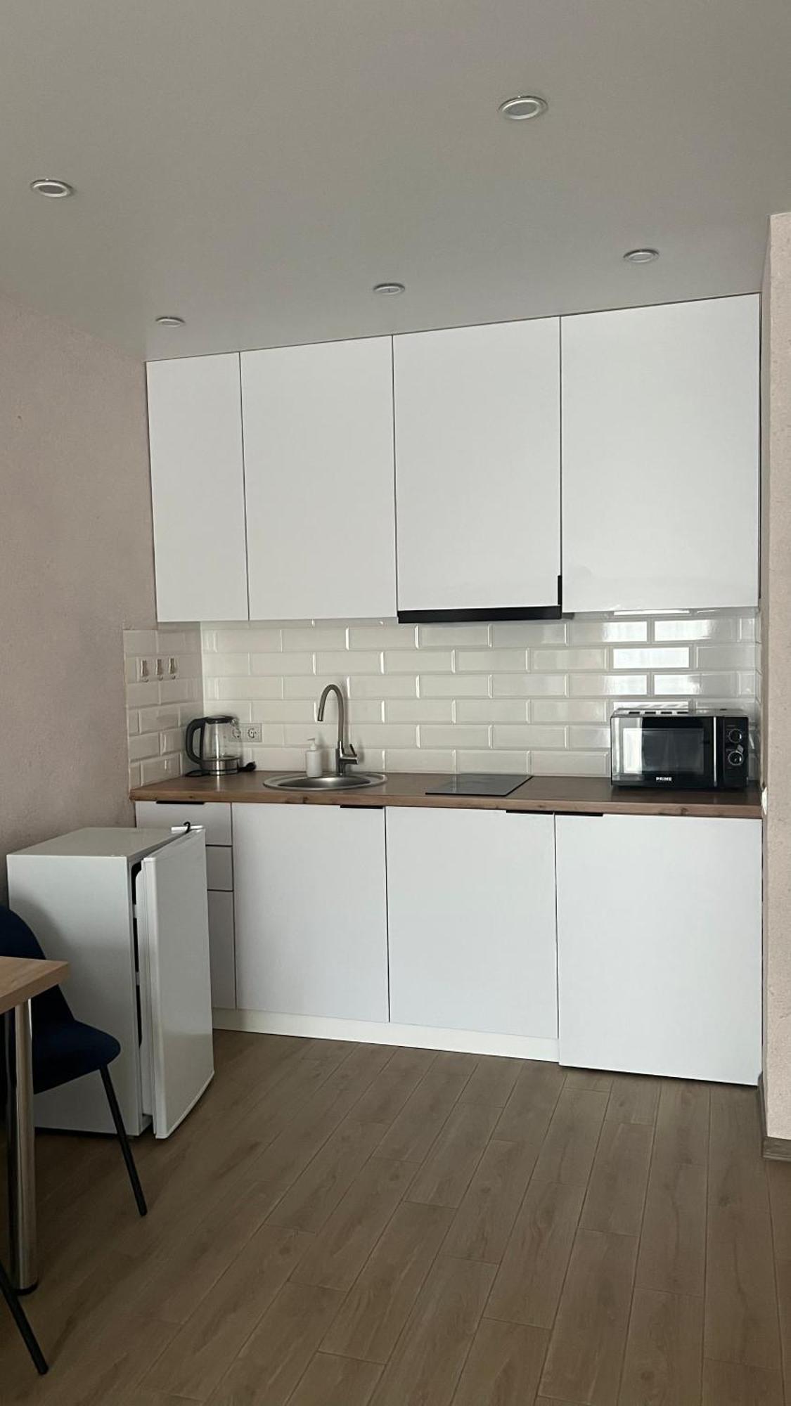 Жк «Сонячний Квартал» Appartement Solochyn Buitenkant foto