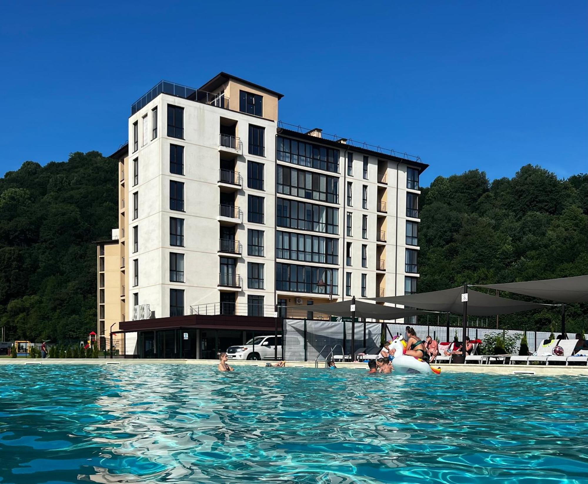 Жк «Сонячний Квартал» Appartement Solochyn Buitenkant foto