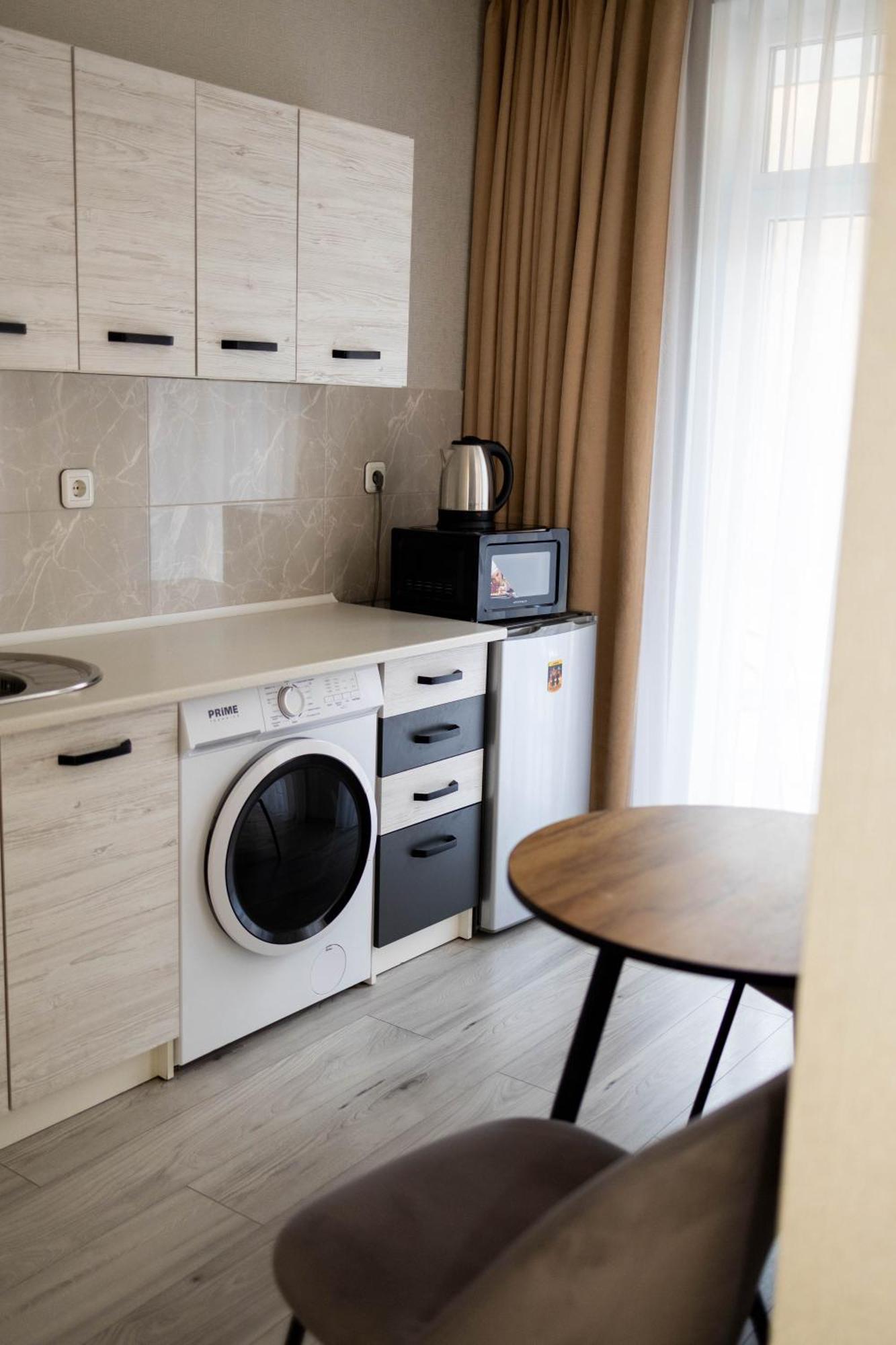 Жк «Сонячний Квартал» Appartement Solochyn Buitenkant foto